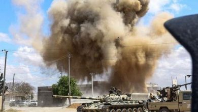 الجيش الليبى يستهدف قاعدة القرضابية العسكرية