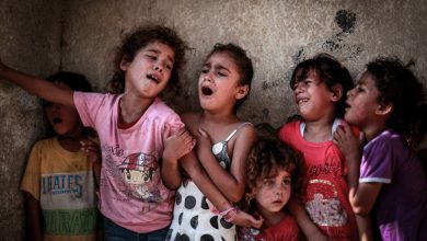 اطفال سوريا يبكون