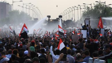اشتباكات بين المحتجين والشرطة خلال مظاهرات العراق