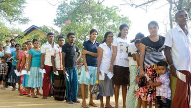 مواطنون يشاركون في الانتخابات الرئاسية بسريلانكا