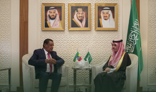 وزير الخارجية السعودية فيصل بن فرحان و ملاتو تشومي
