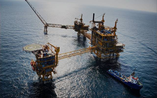 التنقيب عن النفط وإنتاج النفط في البحر