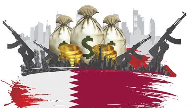 علم قطر ملطخ بالدم