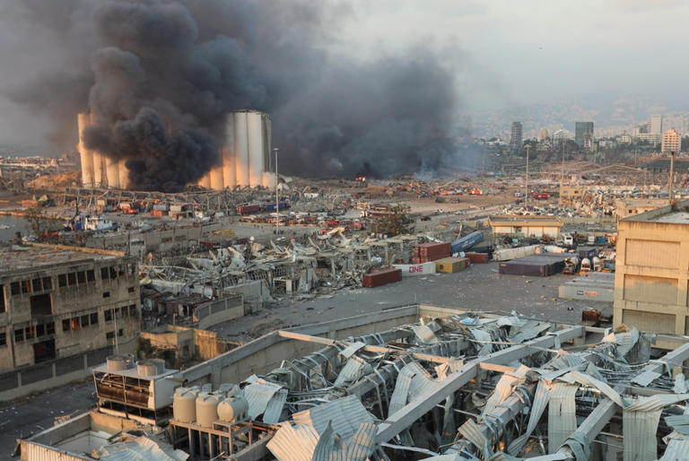 إنفجار مرفأ بيروت
