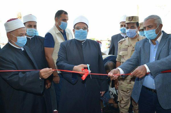 وزير الأوقاف المصري خلال افتتاحه مسجد الشهيد أحمد المنسي