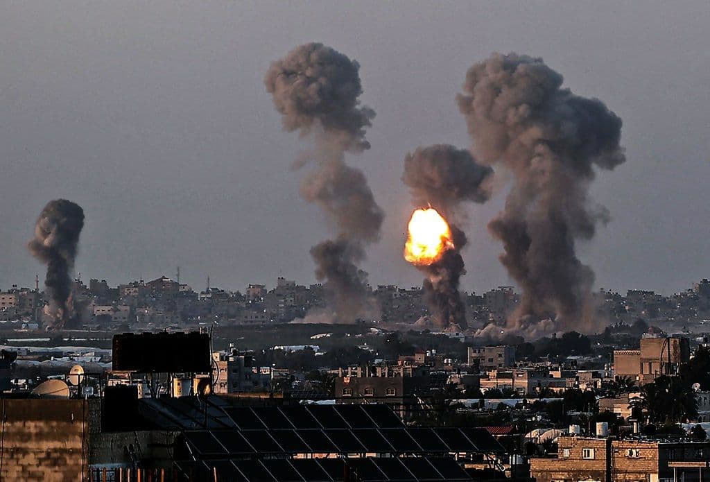 مجموعة صور لاستهداف قطاع غزة